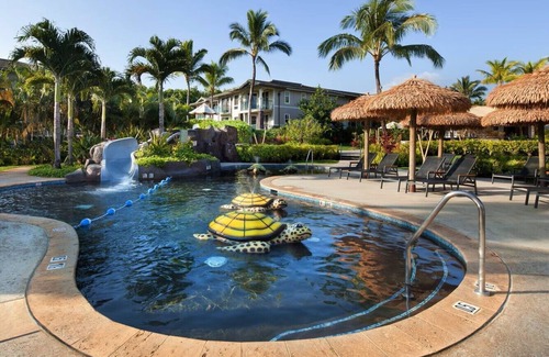 Princeville Apartamento | Luxurious hotel suite in lush, charming Princeville