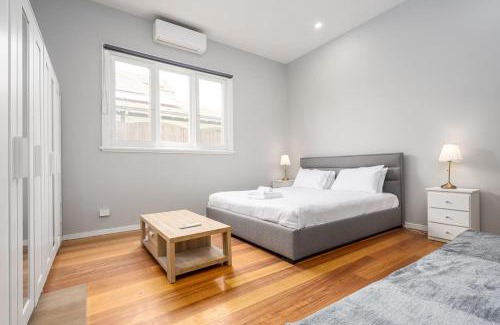 Footscray Casa | Luxurious house near flemington racecourse