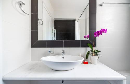 Porto Rafti Apartamento | Luxurious House Near the Sea