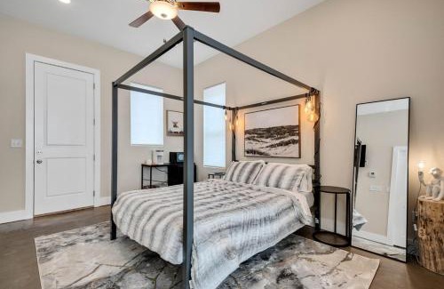 Chattanooga Casa | Luxurious Industrial Downtown Suite