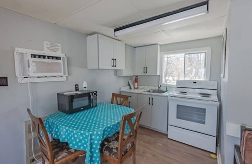 Frontenac Cabina | Luxurious Lakefront Loft