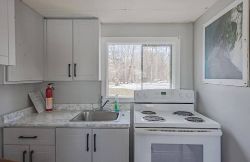 Frontenac Cabina | Luxurious Lakefront Loft