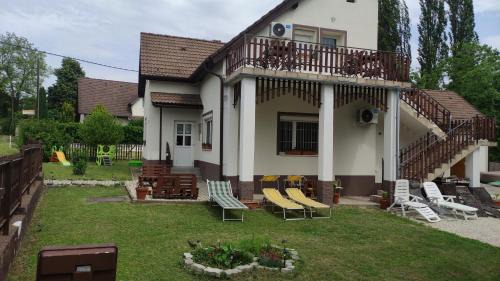Vonyarcvashegy Casa | Luxurious Lakeview Retreat in Vonyarcvashegy