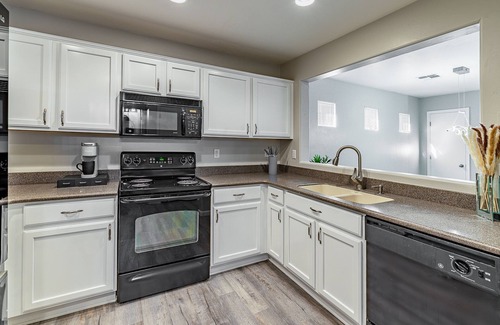 Civano Casa | LUXURIOUS Like-New Home in Tuscon AZ