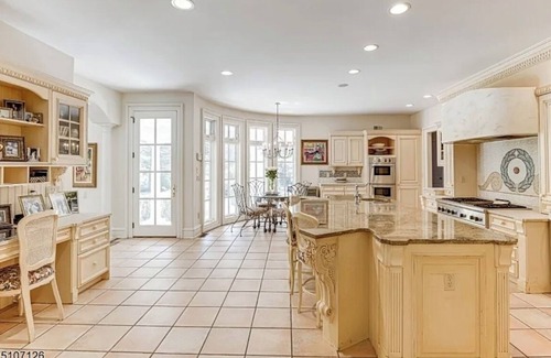 Martinsville Casa | Luxurious Mansion Country Retreat- 45 mins to NYC