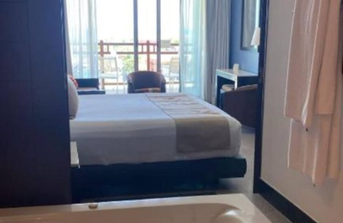 Zona Hotelera Complejo | Luxurious Master bedroom @Vidanta Mayan Palace, San Jose Los Cabos