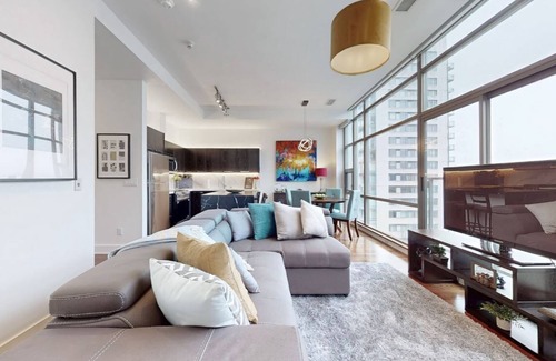 Fort York Condominio | Luxurious, modern and convenient lake shore condo on penthouse floor
