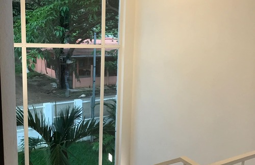 Sámara Casa | Lujosa casa moderna: un paseo a la playa