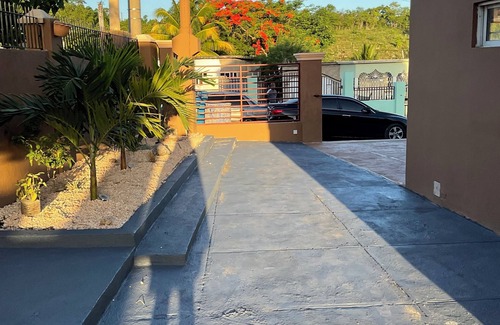 Santa Cruz Casa | Luxurious, modern, spacious two-bedroom, two-bathroom is the perfect getaway.