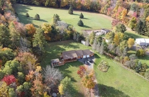 Maplecrest Apartamento | Luxurious Mountain Retreat: Sauna, Hot Tub, Fire Pit & Park