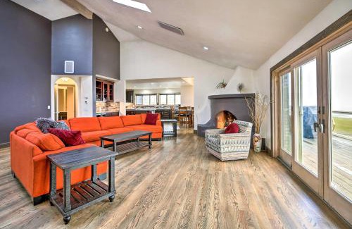 Agate Beach Casa | Luxurious Newport Estate with Spa and Lighthouse Views