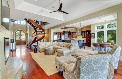 Sea Pines Casa | Luxurious oceanfront home with private pool with spa