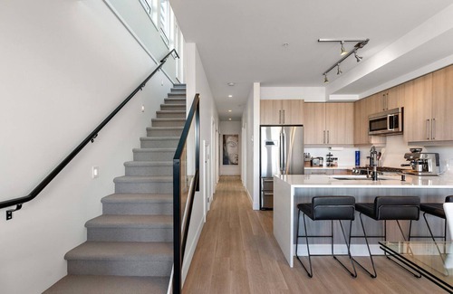 Victoria West Condominio | Luxurious, Ocean View 2 Story Penthouse - Downtown - Secure Parking