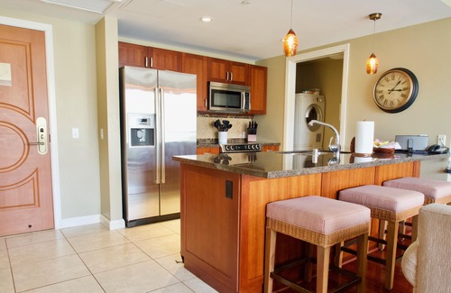 Honokowai Condominio | 🌺 Luxurious Oceanview One Bedroom at Honua Kai! NO RESORT FEES! 🌺