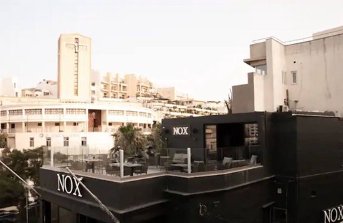Madliena Apartamento | Luxurious Paceville 3BR Central Seaview