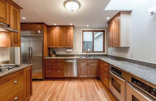 Polk Gulch Condominio | Luxurious Pacific Heights Retreat with Rooftop Deck