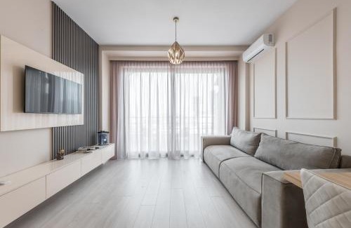 Blloku Apartamento | Luxurious Panoramic Apartment