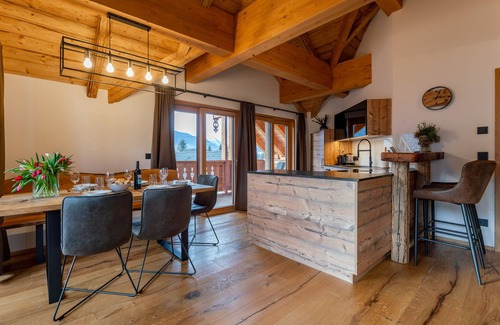 Mariapfarr Apartamento | Luxurious penthouse apartment with sauna