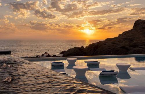 Cerritos Apartamento | Luxurious Penthouse, Steps from Cerritos Beach