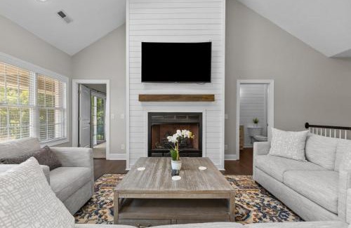 Foxfire Casa | Luxurious Pine Manor Golf Front Estate
