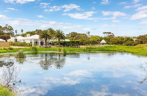 Portsea Casa | Luxurious Portsea Lakehouse