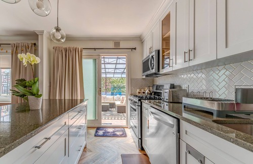 Sheepshead Bay Casa | Luxurious Private 3BR Duplex in the heart of Brooklyn