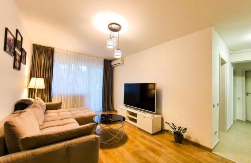 Popesti-Leordeni Apartamento | Luxurious Retreat 1BR Apartment with Netflix, Private Parking and self check in