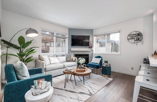 Harvie Heights Apartamento | Luxurious Retreat/Hot Tub/Mountain View/4 Beds