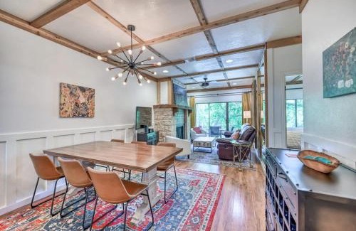 New Braunfels Casa | Luxurious Riverfront Condo Just 1 Blk to Schlitterbahn!