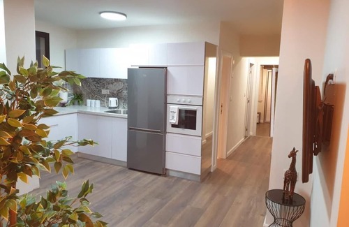 Ramat Gan Apartamento | Luxurious rooftop 2 bedrooms+terrace apartment suitable for a couples / families