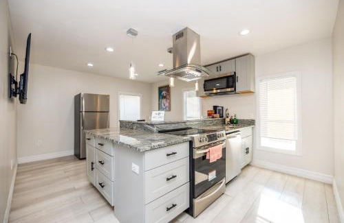 Fall River Apartamento | Luxurious room in Fall River Stay