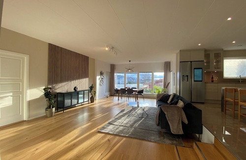 Hisings Backa Casa | Luxurious Villa With Free Parking
