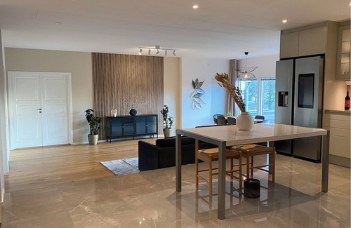 Hisings Backa Casa | Luxurious Villa With Free Parking