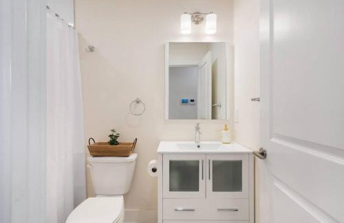 Point Breeze Casa | Luxurious & Spacious 3Bed/3Bath with Outdoor Patio
