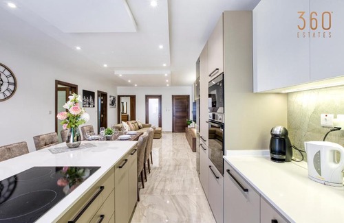 Swieqi Apartamento | Luxurious, spacious fully equipped home in Swieqi by 360 Estates