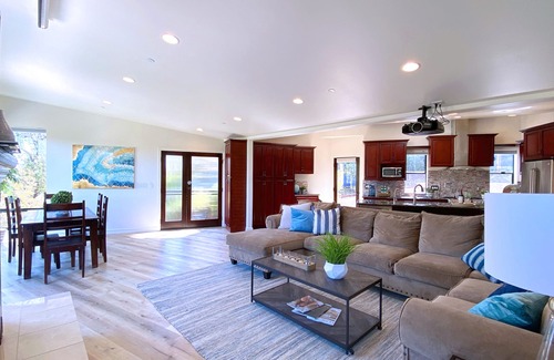 South Arroyo Casa | Luxurious Spacious Hillside Retreat with AMAZING Views