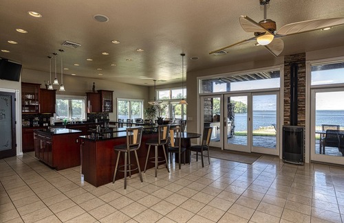 Mauston Condominio | El lujoso resort StaySpa Resort en Castle Rock Lake - Hot Tubs, Steam Suite y Wifi