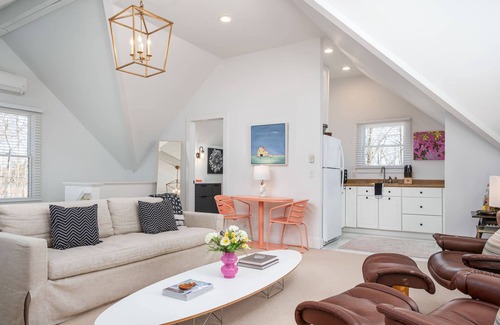 Douglas Apartamento | Luxurious Studio in Downtown Douglas