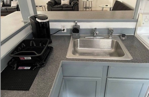 Durham Apartamento | Luxurious Studio w/Full Kitchen Shared Pool & Spa