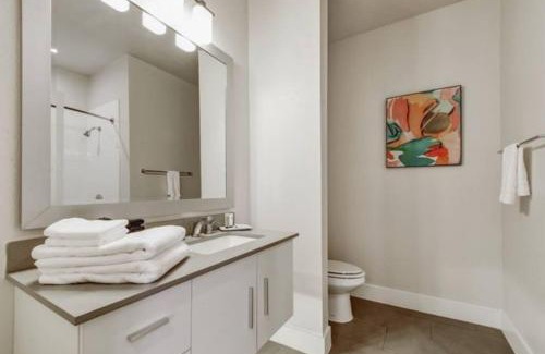 King William Apartamento | Luxurious Studio, Work from Home, Wifi, Riverwalk