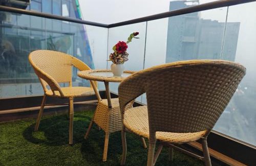 Greater Noida Apartamento | Luxurious suite with City view