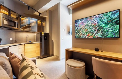Calle 100 Apartamento | Lujoso ultramoderno en casa club con piscina