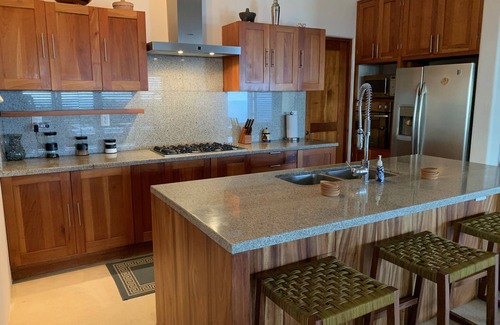 Cerro del Vigia Casa | De lujo de vacaciones, vista al mar, la playa en unos Pasos, piscina privada!