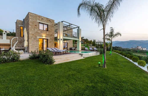 Kissamos Villa | Villa Emilia, alojamiento de lujo, piscina climatizada