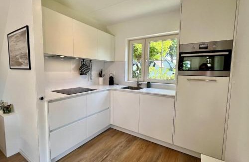 Sint Maartensvlotbrug Casa | Luxurious villa close to forest, beach & sea