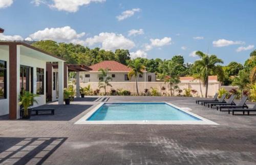 Ocho Rios Casa | Luxurious Villa Royale- 5 min drive to Ocho Rios