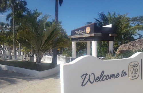 Cofresi Complejo | Villas de lujo y suites. Playas arenosas