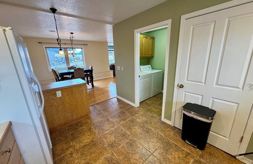Stevensville Casa | Luxurious Walkout Basement, 2 Suites, Kitchen & Scenic Views in Stevensville MT
