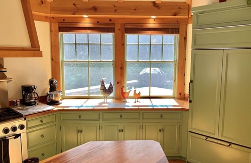 Sister Bay Casa | Luxurious Waterfront Door County Home
