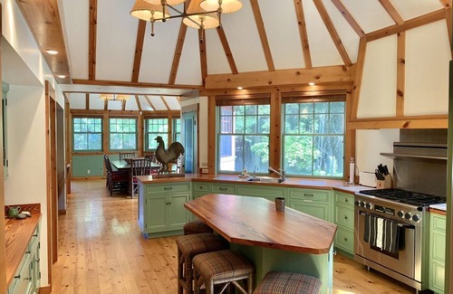 Sister Bay Casa | Luxurious Waterfront Door County Home